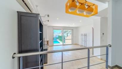 Återförsäljning - Semi detached -
Orihuela Costa - Campoamor