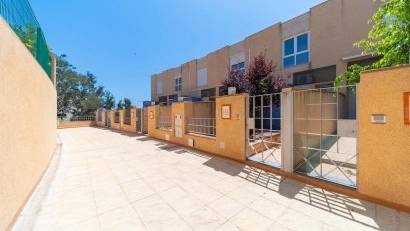 Återförsäljning - Semi detached -
Orihuela Costa - Campoamor