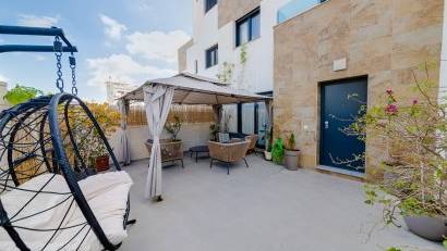 Reventa - Adosado -
Villamartin - Costa Blanca