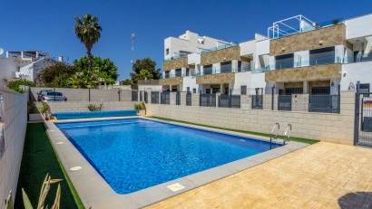 Reventa - Adosado -
Villamartin - Costa Blanca