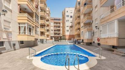 Återförsäljning - Apartment -
Torrevieja - Estacion de autobuses