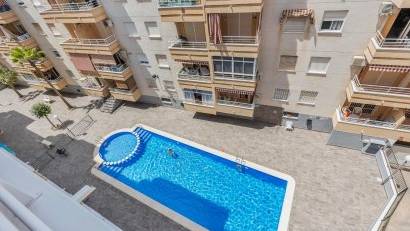Återförsäljning - Apartment -
Torrevieja - Estacion de autobuses