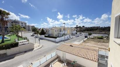 Återförsäljning - Apartment -
Villamartin - Villamartín