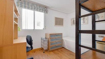 Återförsäljning - Apartment -
Torrevieja - Playa del Acequión