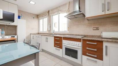 Återförsäljning - Apartment -
Torrevieja - Playa del Acequión
