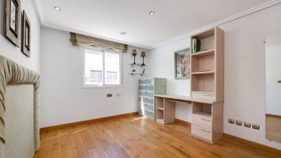 Återförsäljning - Apartment -
Torrevieja - Playa del Acequión