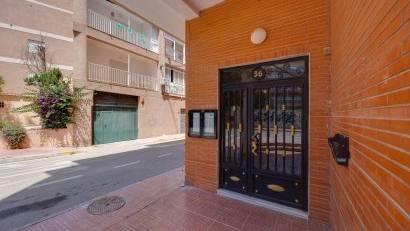 Återförsäljning - Apartment -
Torrevieja - La Mata