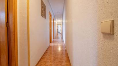 Återförsäljning - Apartment -
Torrevieja - Centro