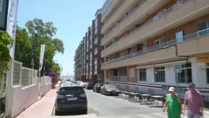 Återförsäljning - Apartment -
Villamartin - Villamartín