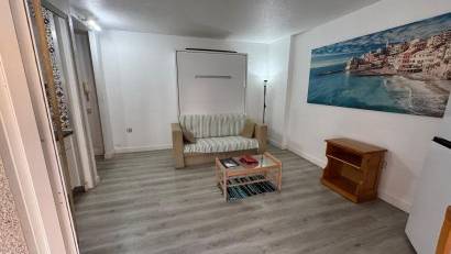 Återförsäljning - Apartment -
Torrevieja - Playa de Los Locos-Curva del Palangre