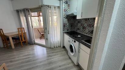 Återförsäljning - Apartment -
Torrevieja - Playa de Los Locos-Curva del Palangre