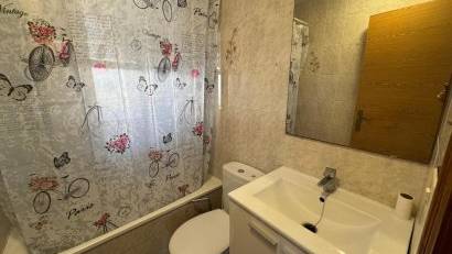 Återförsäljning - Apartment -
Torrevieja - Playa de Los Locos-Curva del Palangre