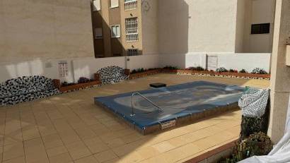 Återförsäljning - Apartment -
Torrevieja - Playa de Los Locos-Curva del Palangre
