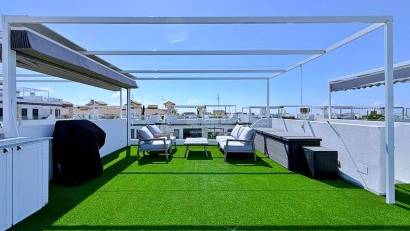 Återförsäljning - Apartment -
Orihuela Costa - Punta Prima