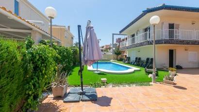 Återförsäljning - Villa -
La Zenia