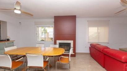 Återförsäljning - Villa -
La Zenia