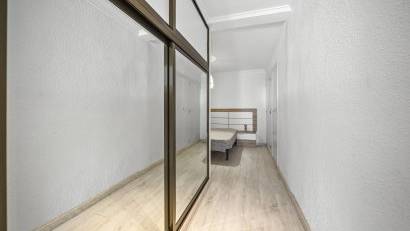 Återförsäljning - Apartment -
Torrevieja - Puerto