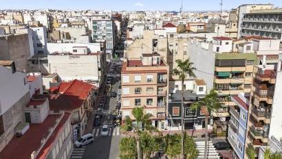 Återförsäljning - Apartment -
Torrevieja - Puerto