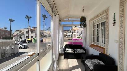 Återförsäljning - Quad House -
Playa Flamenca - Jumilla