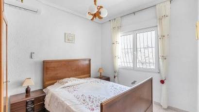 Återförsäljning - Villa -
Rojales - Centro de la Ciudad Quesada
