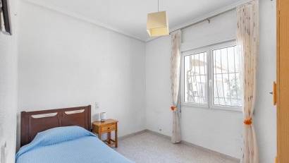 Återförsäljning - Villa -
Rojales - Centro de la Ciudad Quesada