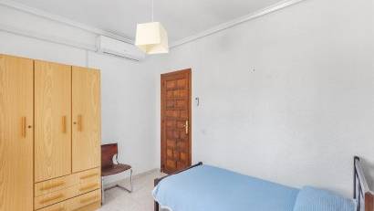 Återförsäljning - Villa -
Rojales - Centro de la Ciudad Quesada