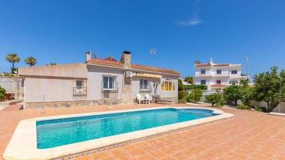 Återförsäljning - Villa -
Rojales - Centro de la Ciudad Quesada