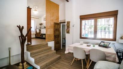 Resale - Detached villa -
LA TERCIA - La Tercia