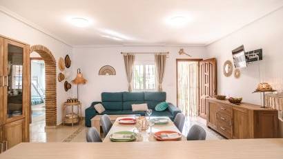 Återförsäljning - Apartment -
Orihuela Costa