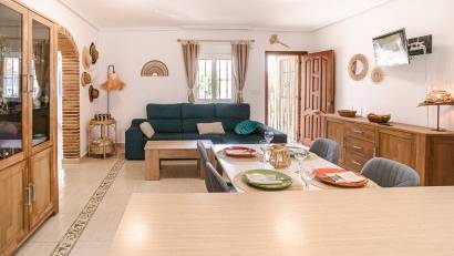 Återförsäljning - Apartment -
Orihuela Costa