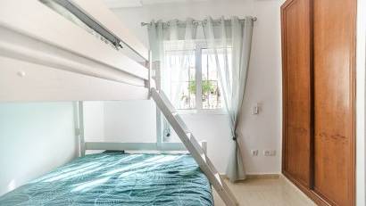 Återförsäljning - Apartment -
Orihuela Costa