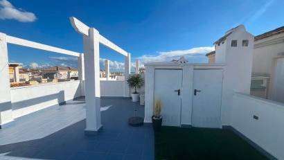 Återförsäljning - Bungalow -
Punta Prima - Serena