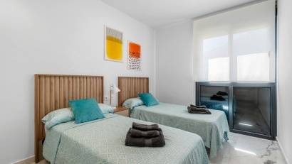 Återförsäljning - Apartment -
Orihuela Costa