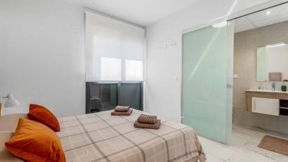 Återförsäljning - Apartment -
Orihuela Costa
