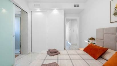 Återförsäljning - Apartment -
Orihuela Costa