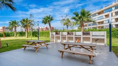 Återförsäljning - Apartment -
Orihuela Costa