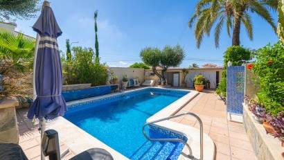 Återförsäljning - Villa -
Ciudad quesada - Rojales