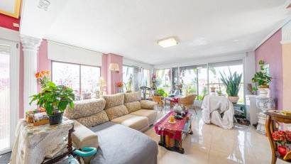 Återförsäljning - Villa -
Ciudad quesada - Rojales