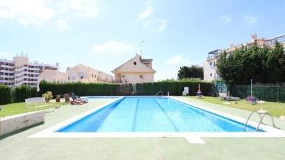 Återförsäljning - Apartment -
Orihuela Costa - La Zenia