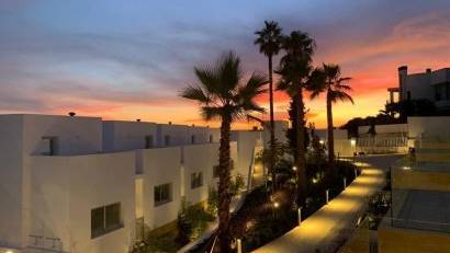 Resale - Link-Detached Villa -
Torreblanca