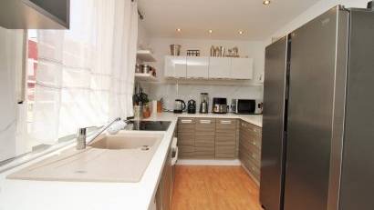 Resale - Townhouse -
Villamartin - Villamartín