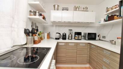 Resale - Townhouse -
Villamartin - Villamartín