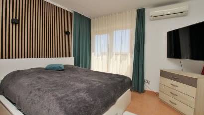 Resale - Townhouse -
Villamartin - Villamartín