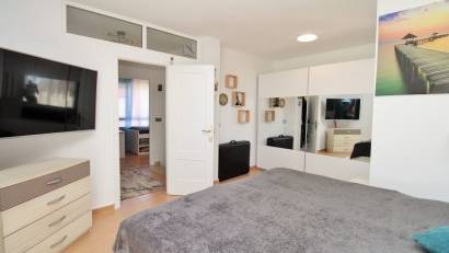 Resale - Townhouse -
Villamartin - Villamartín