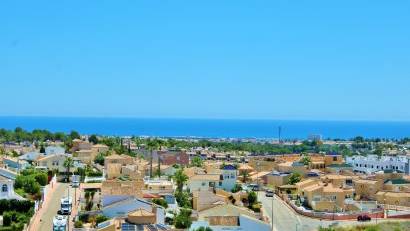 Resale - Townhouse -
Villamartin - Villamartín