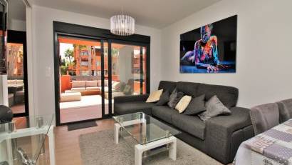 Resale - Apartment -
Villamartin - Villamartín