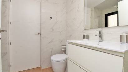 Resale - Apartment -
Villamartin - Villamartín