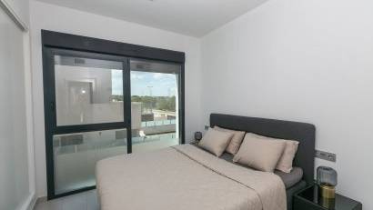 Återförsäljning - Villa -
Villamartin - Pau 26