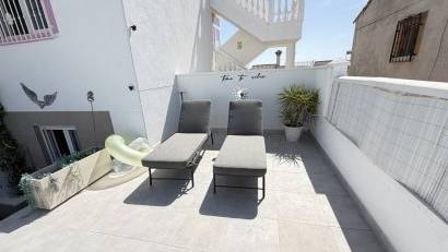 Resale - Villa -
San Miguel - San Miguel de Salinas