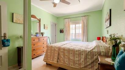 Resale - Villa -
CATRAL - Catral